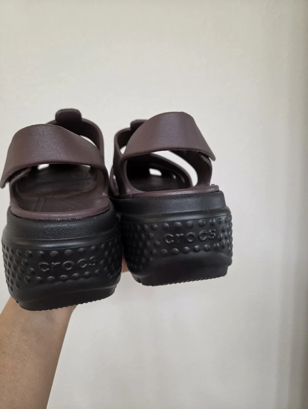 CROCS Women’s Dark Brown Platform Fisherman Sandals